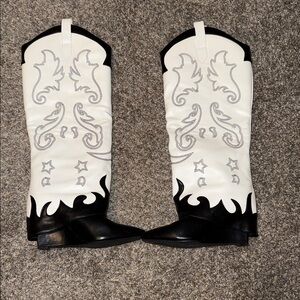 Black and White Western Cowboy Boots
